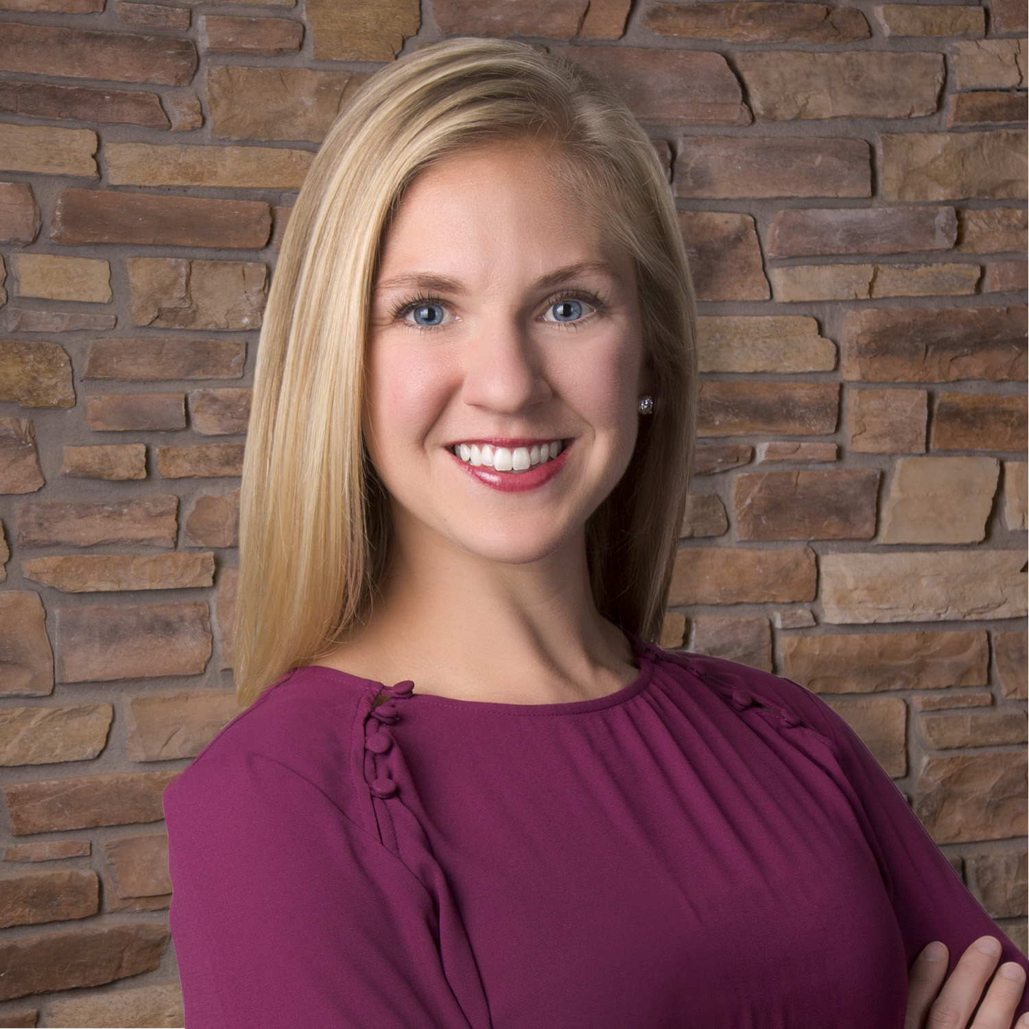 MEMBERS profile pic - Lisa Hellem.jpg - 546.05 Kb